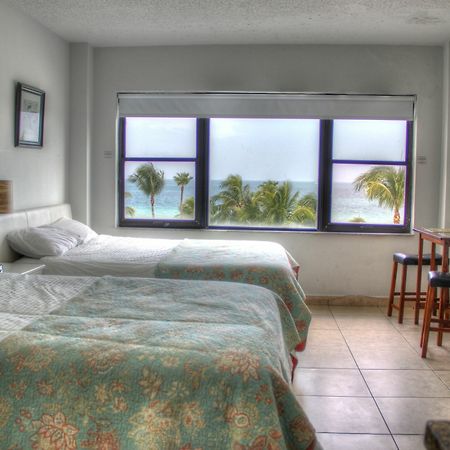 Private Apartments At The Casablanca Miami Beach Exterior photo