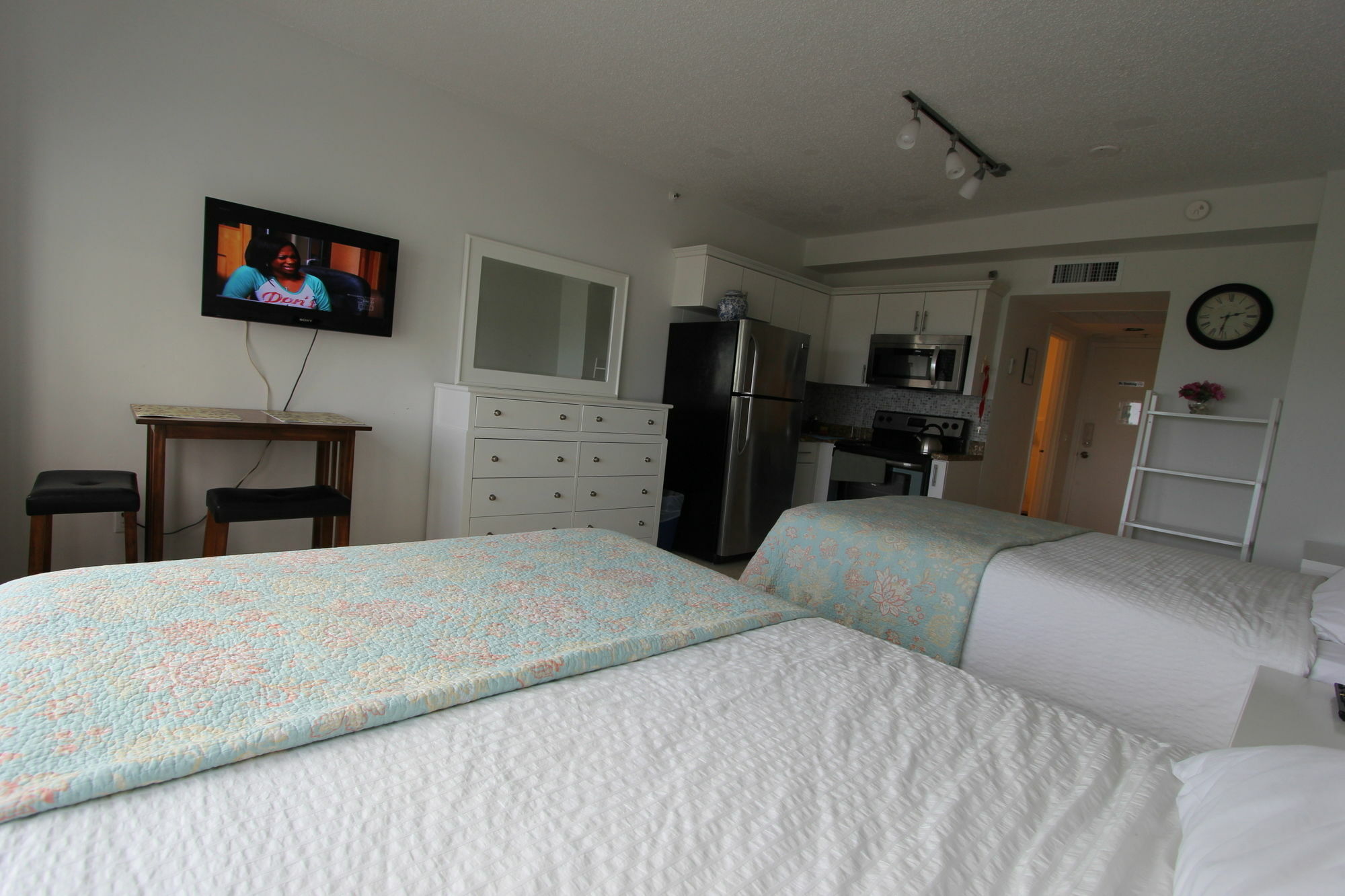 Private Apartments At The Casablanca Miami Beach Exterior photo