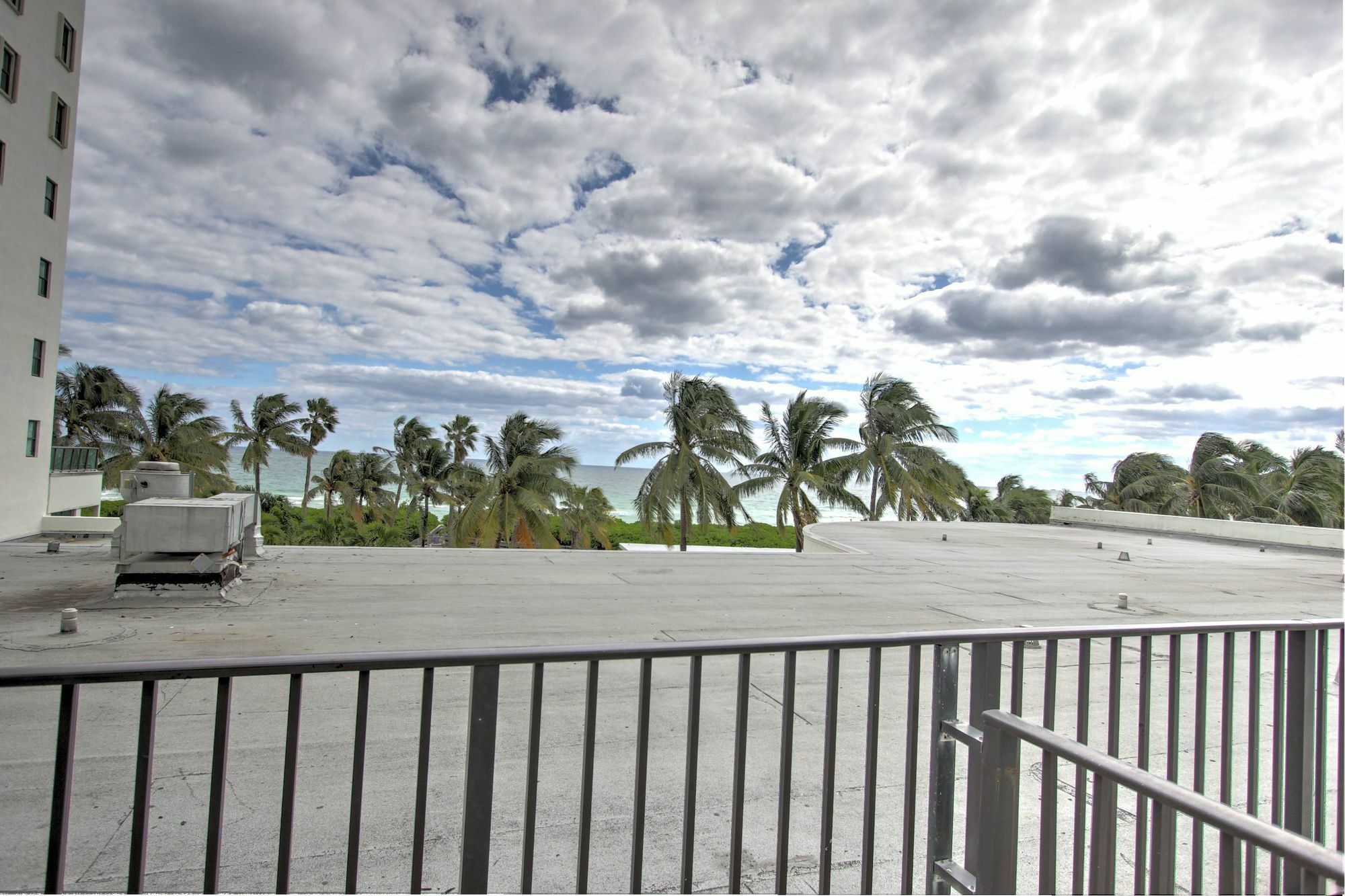 Private Apartments At The Casablanca Miami Beach Exterior photo