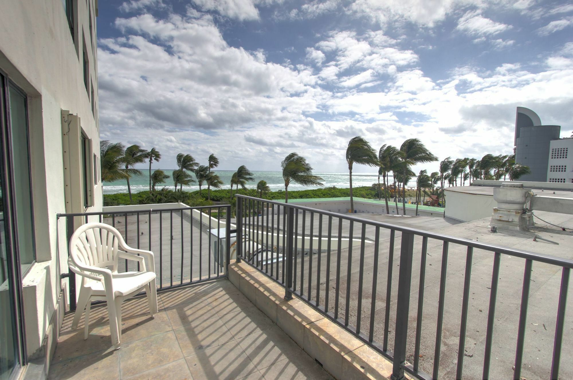 Private Apartments At The Casablanca Miami Beach Exterior photo