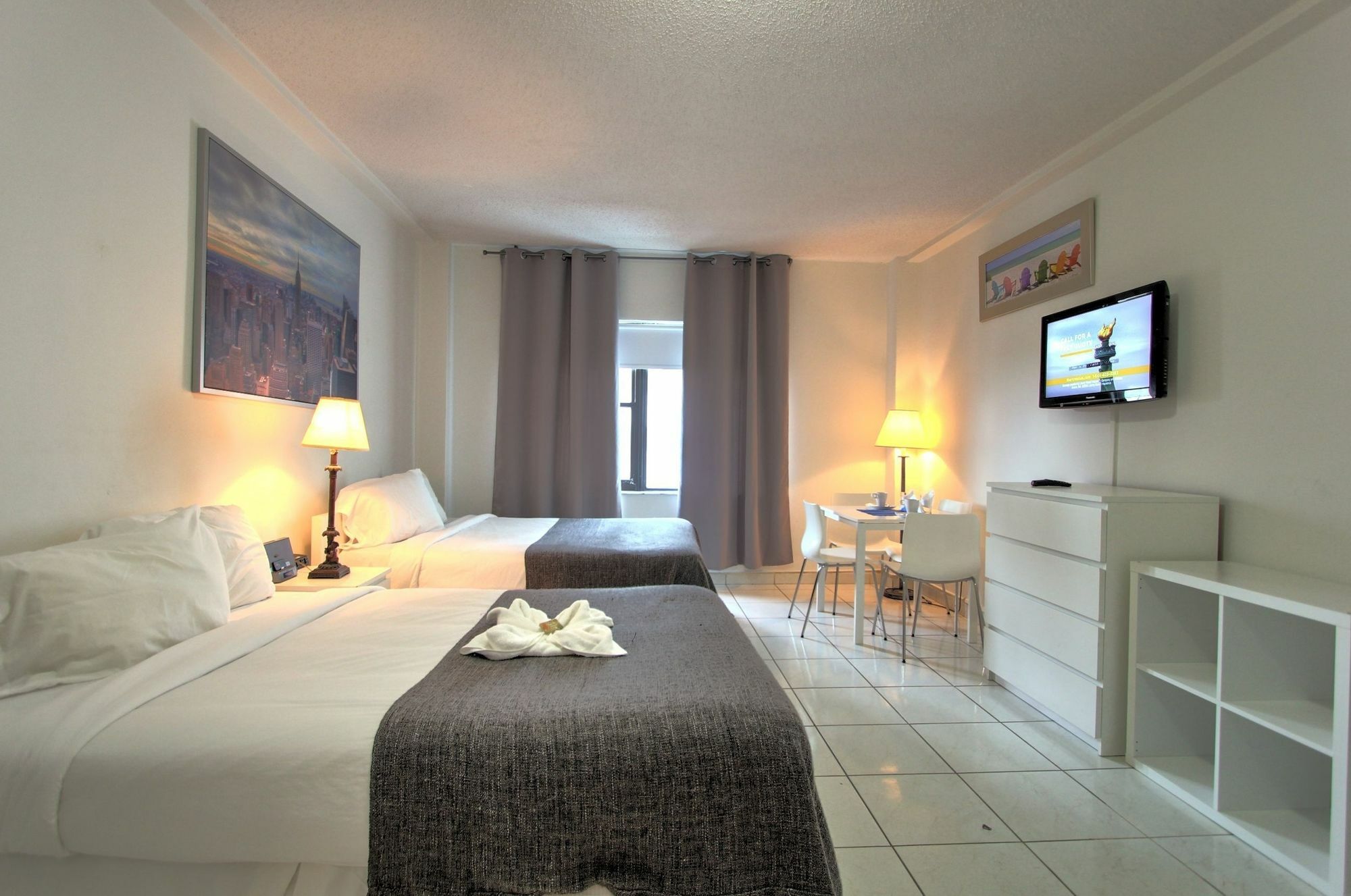 Private Apartments At The Casablanca Miami Beach Exterior photo