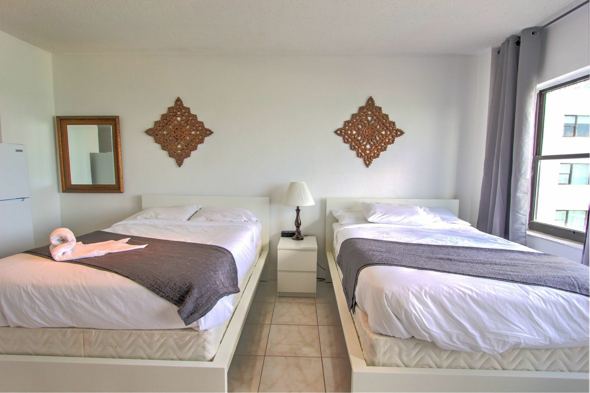 Private Apartments At The Casablanca Miami Beach Exterior photo