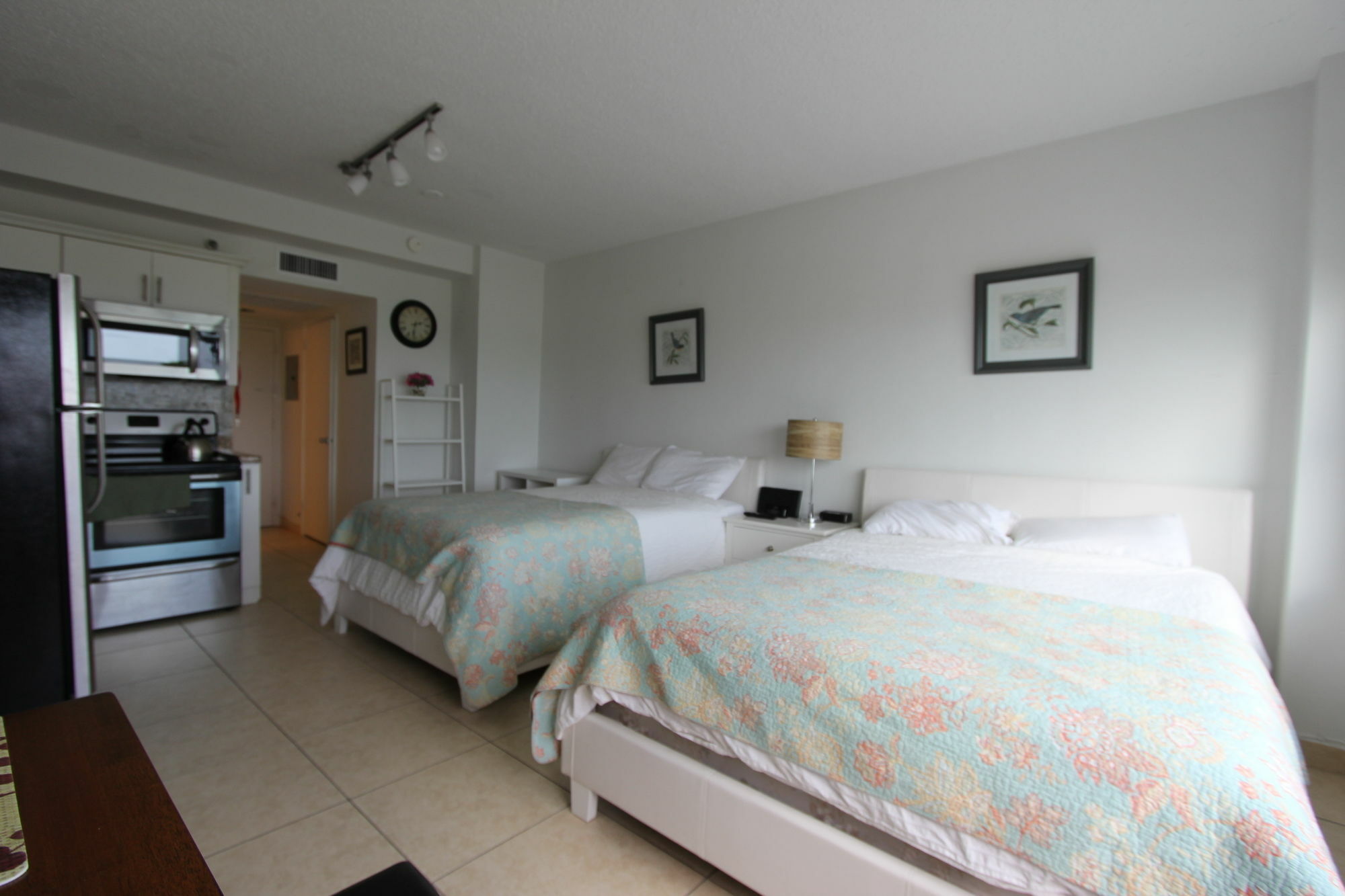 Private Apartments At The Casablanca Miami Beach Exterior photo